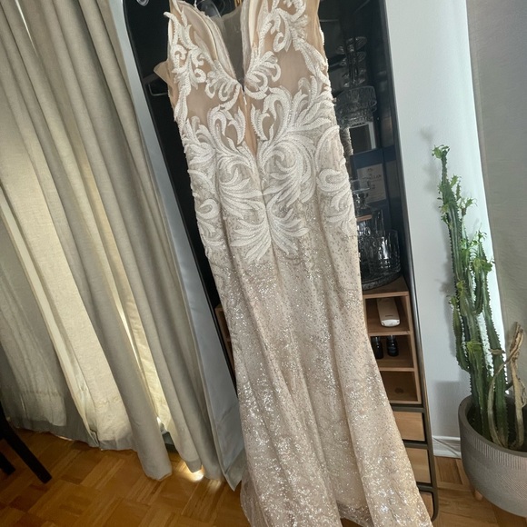BRAND NEW WEDDING DRESS/ RECEPTION DRESS - Picture 8 of 11